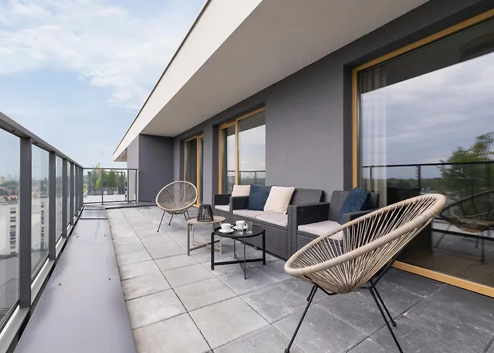 Stylowy Apartament Z Dwiema Sypialniami Balkonem I Parkingiem By Noclegi Renters