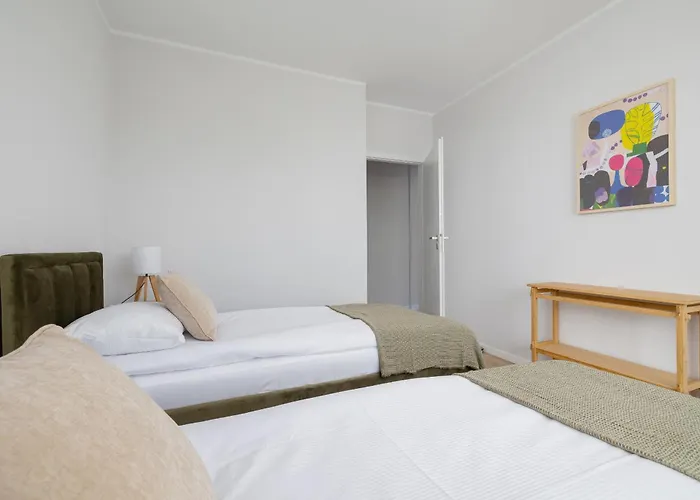 Stylowy Apartament Z Dwiema Sypialniami Balkonem I Parkingiem By Noclegi Renters