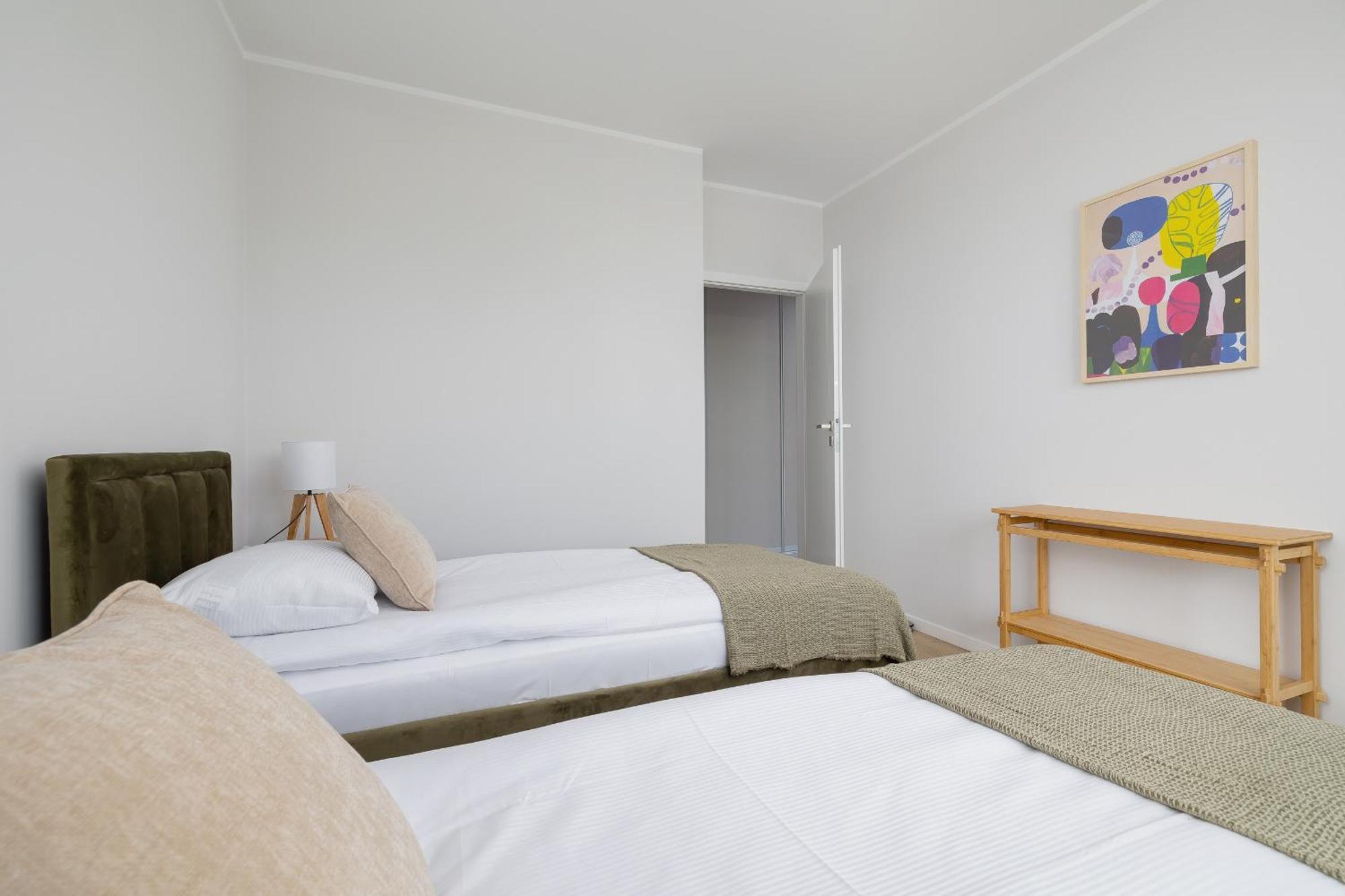 Apartmán Stylowy Z Dwiema Sypialniami Balkonem I Parkingiem By Renters *