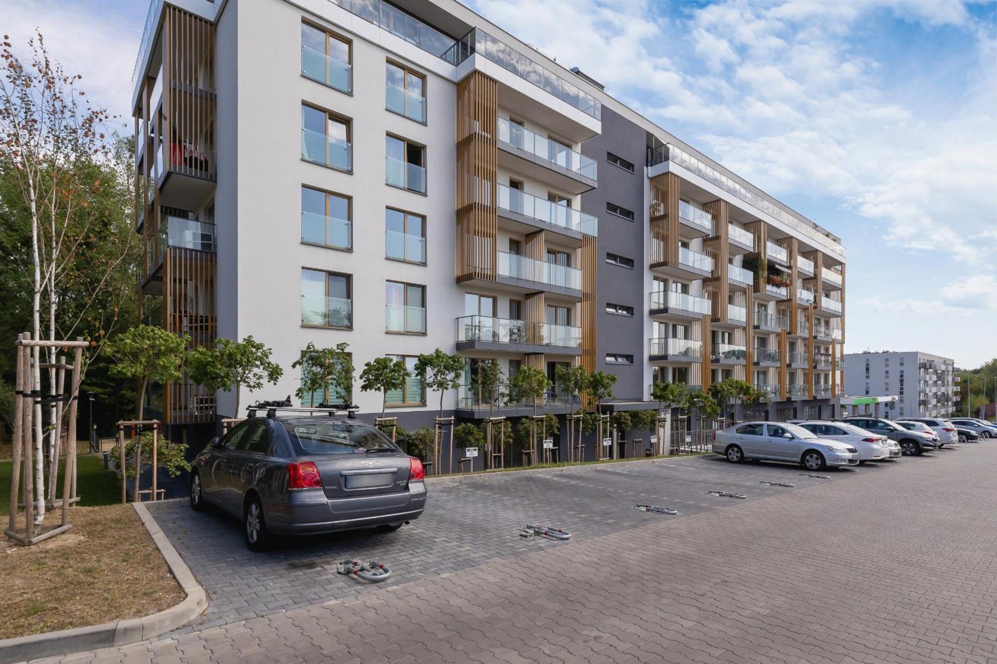 Stylowy Z Dwiema Sypialniami Balkonem I Parkingiem By Renters * Katowice